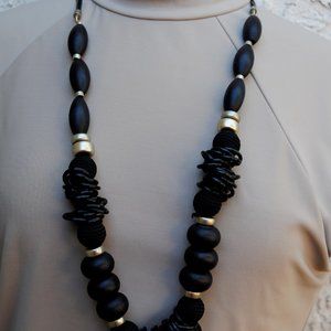NWOT Chico's Black and Silver Necklace